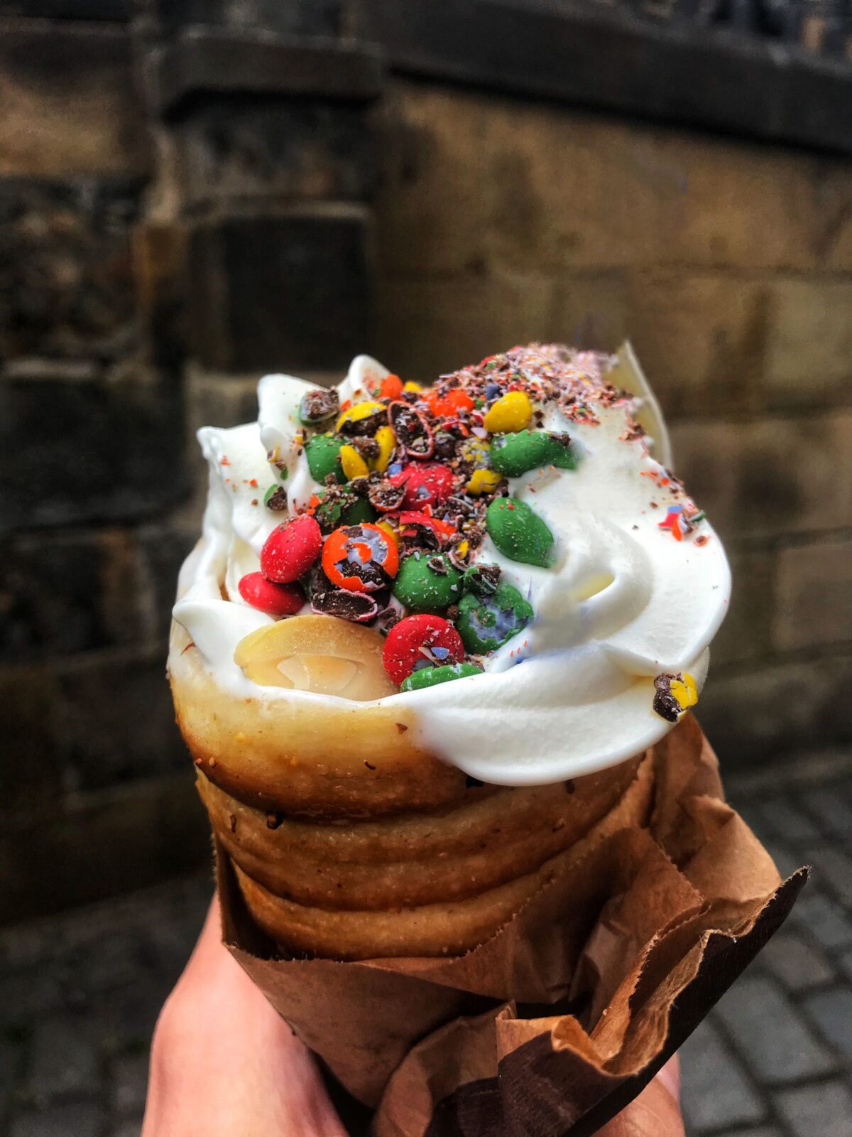 Trdelnik-food-in-Prague