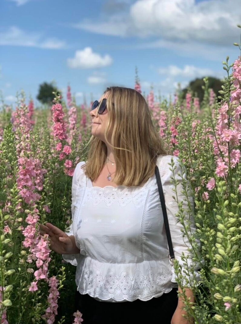 Me-in-Cotswold-Confetti-Fields-UK