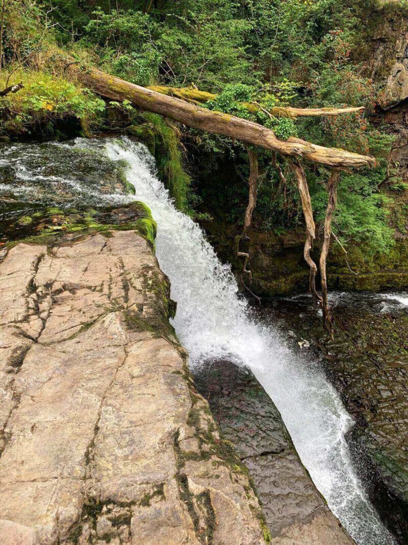Sgwd-Clun-Gwyn-The-Upper-Fall-of-the-White-Meadow