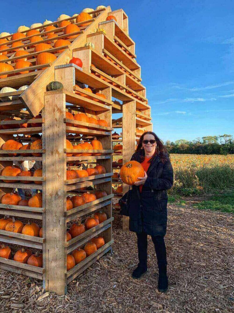 Mum-at-Pumpkin-Patch-House