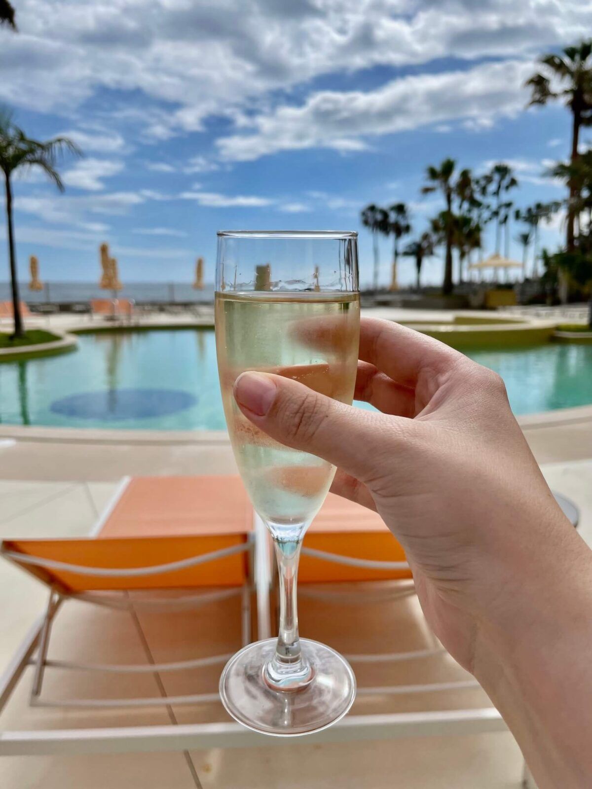 Poolside-drinks-at-Next-Savoy-Signature-Hotel-Funchal-Madeira