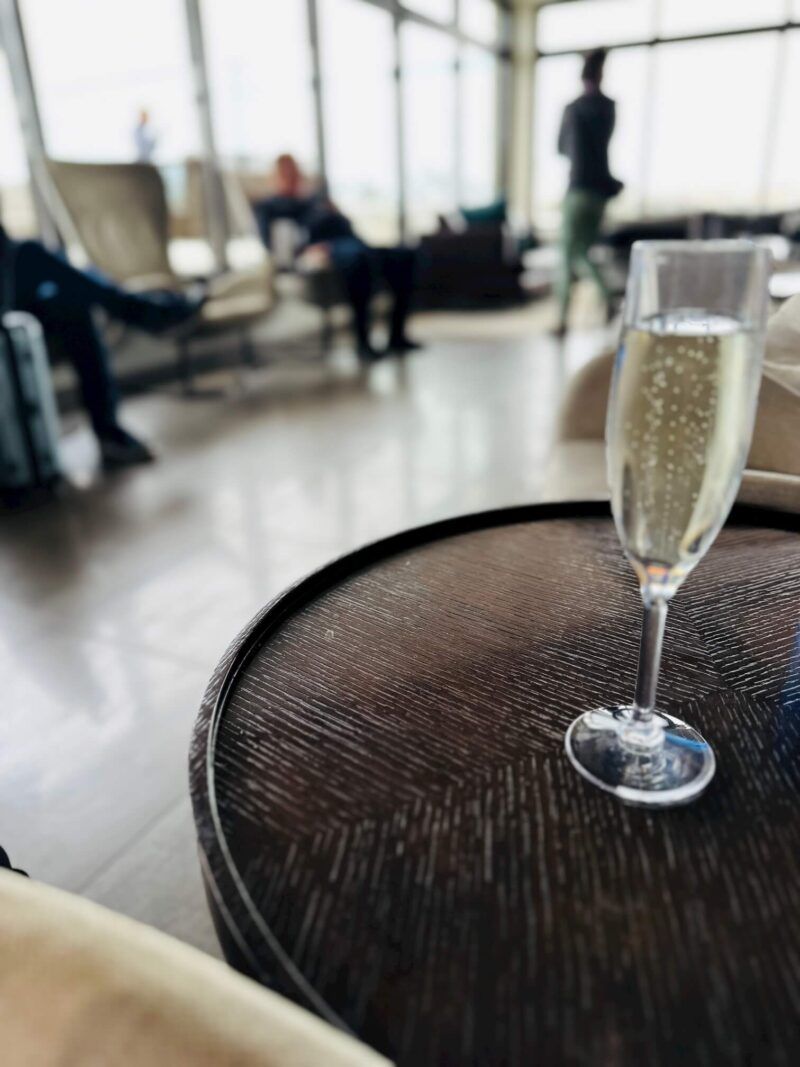 Free-Drinks-La-Valette-Club-Malta-Airport