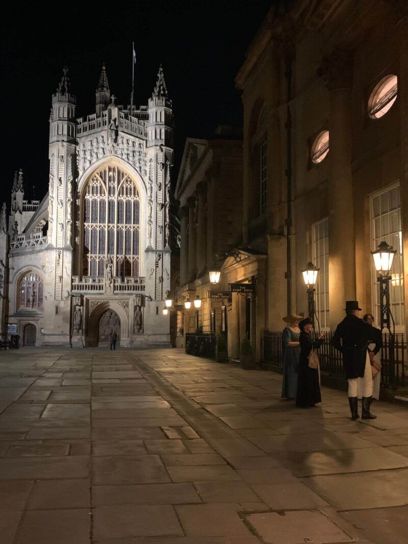 Jane-Austen-Bath-at-night