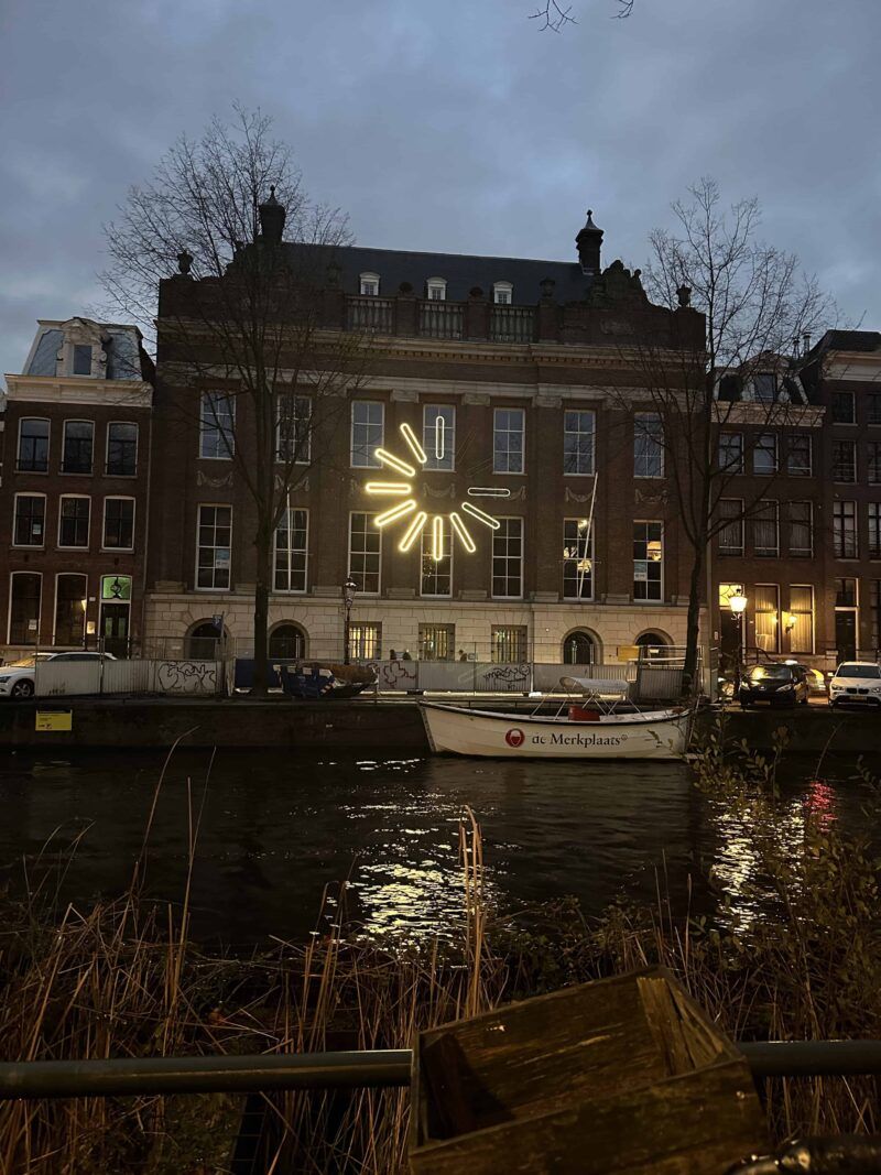 Waiting-Light-Art-Work-Amsterdam-Frank-Foole_1