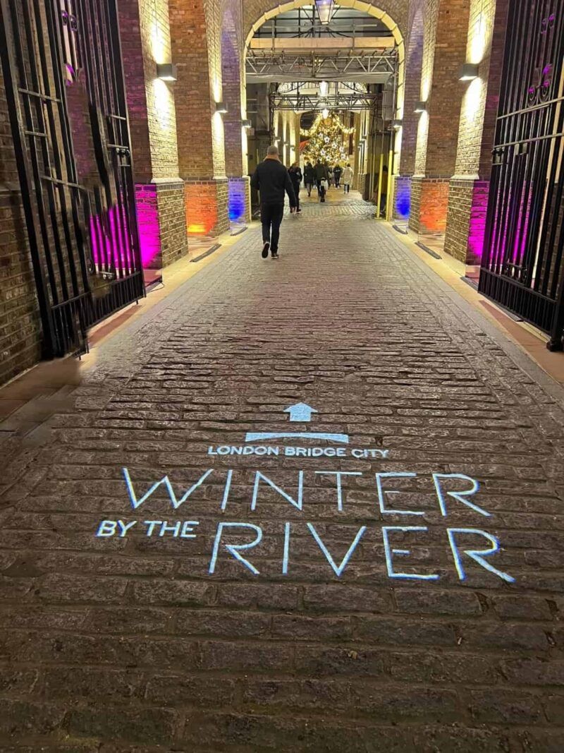 Winter-by-the-River-Christmas-Market-London-Bridge