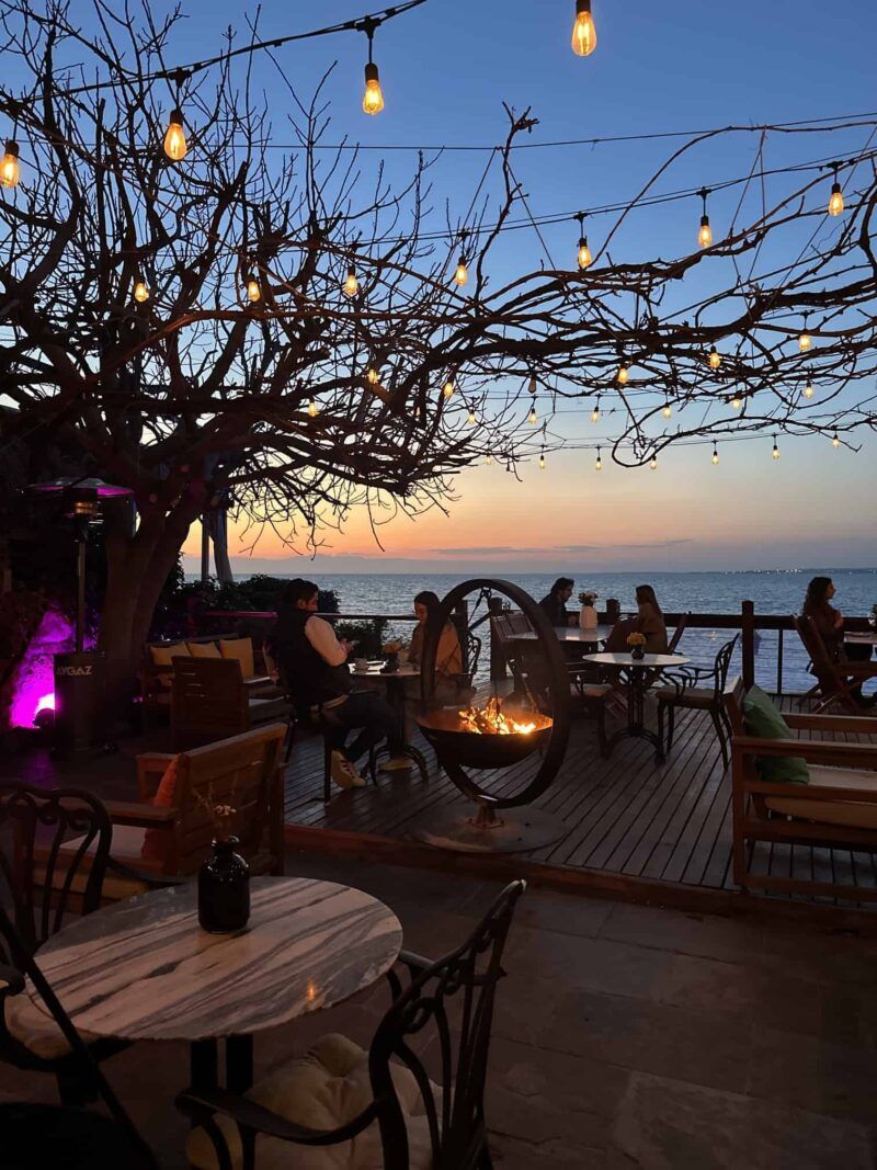 Azumare-Sunset-Dining-Side-Restaurant