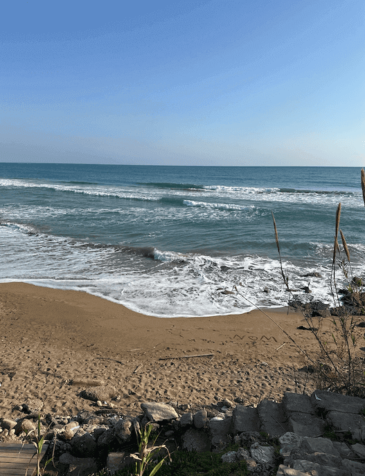 Big-Beach-Side-Buyuk-Plaj-Antalya-Turkey