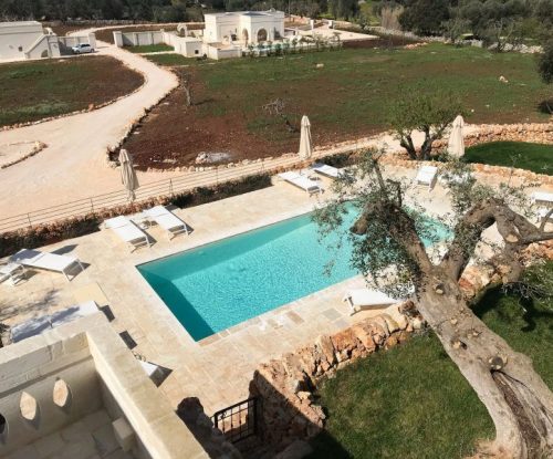 Corte dei Massapi pool view day time